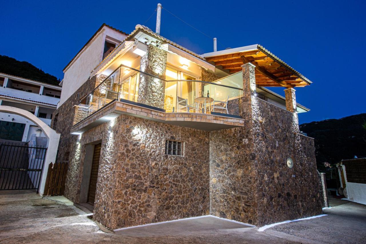 Black Rocks Family, Luxury Seafront Beach Maisonette Agios Gordios  Exterior photo
