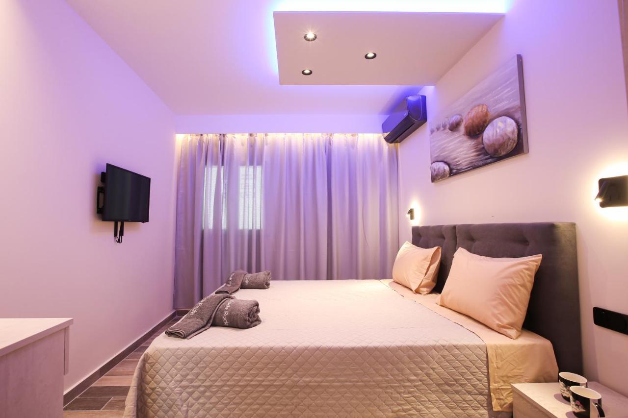 Black Rocks Family, Luxury Seafront Beach Maisonette Agios Gordios  Exterior photo