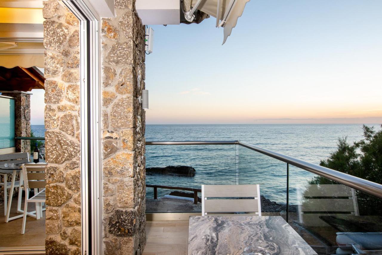 Black Rocks Family, Luxury Seafront Beach Maisonette Agios Gordios  Exterior photo